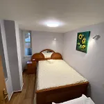 Lakeview Lejlighed *