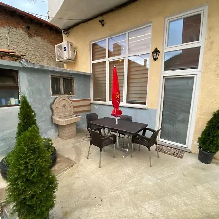 Lakeview B & B Pogradec * Πόγραδετς