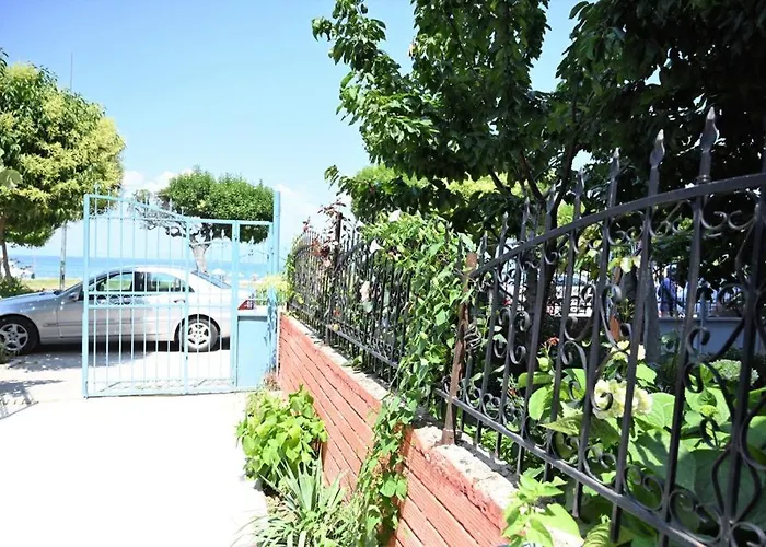 Lakeview Apartment Pogradec